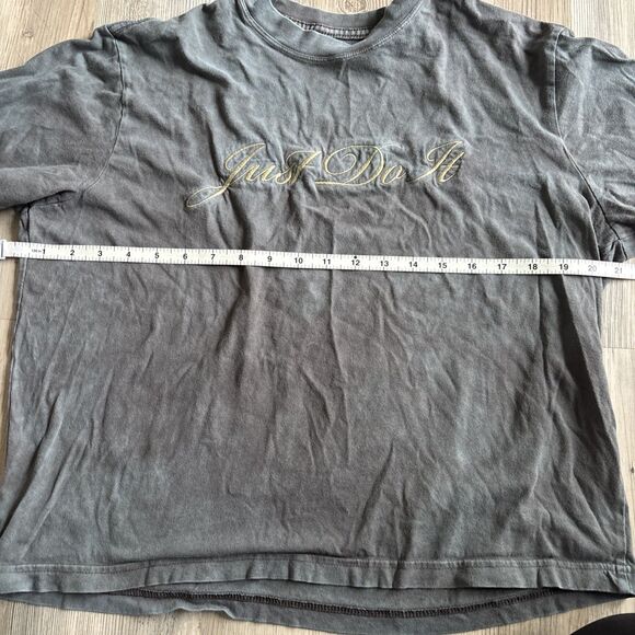 Nike Just Do It Embroidered Oversized Cropped T Shirt Size Small - Picture 4 of 7